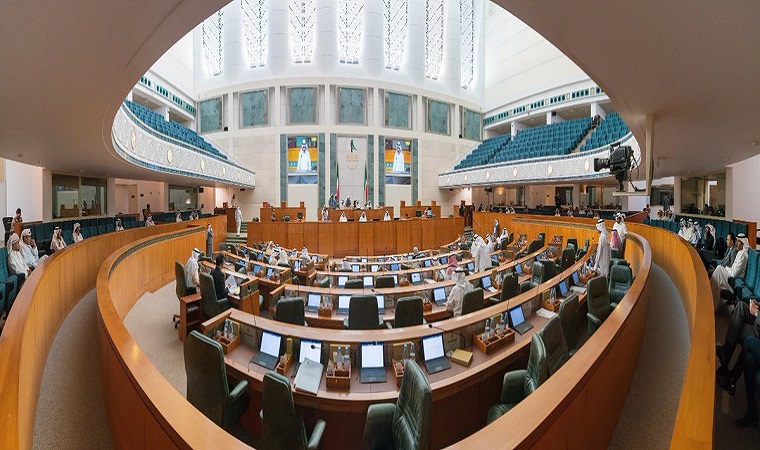 سجال نيابي بسبب ” مدير الجمارك” #مجلس_الامه #صباح_الثلاثاء