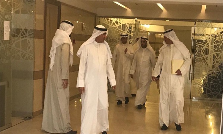 أسماء الوزراء والنواب المتواجدين في اجتماع #أزمة_الأمطار