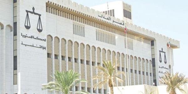 إخلاء سبيل إعلامي شهير زوّر «الدكتوراه» دفع 22 ألف دينار