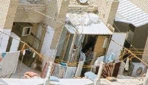إخلاء #العزاب من المناطق السكنية بـ “القوة الجبرية”