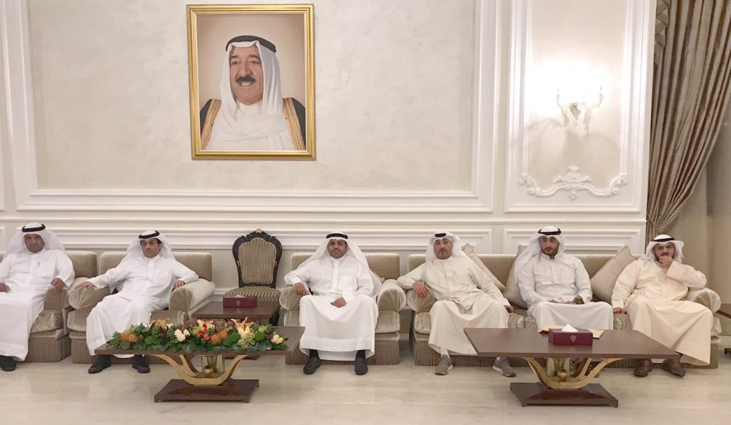 ممثل سمو الأمير : القيادة السياسية تولي فئة الشباب دعم غير محدود