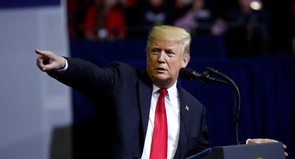 ترامب يدعو الاحتياطي الفدرالي الى عدم رفع معدلات الفوائد