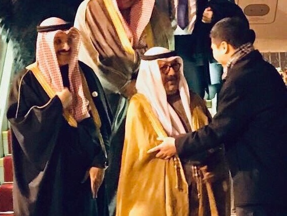 سفيرنا في الصين يقيم مأدبة عشاء على شرف الشيخ ناصر الصباح