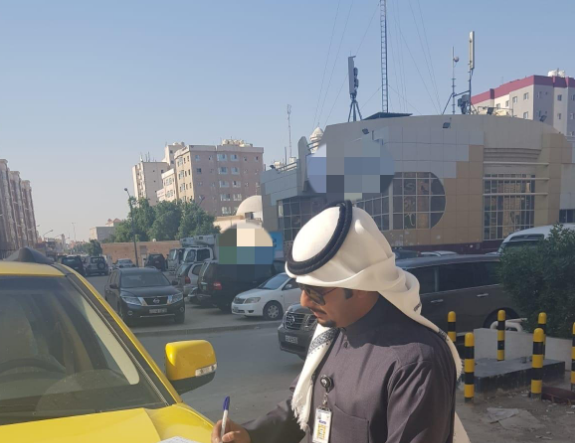 توجيه 6 إنذارات إزالة لأبراج اتصالات فوق اسطح العقارات بالأحمدي