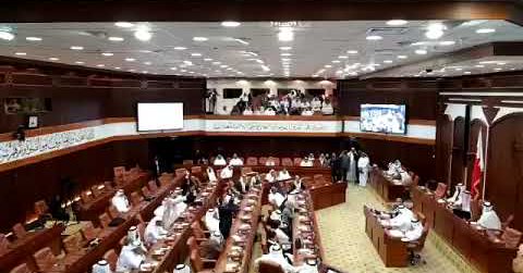 فيديو| هوشة في مجلس النواب البحريني خلال انتخاب الرئيس ونائبيه