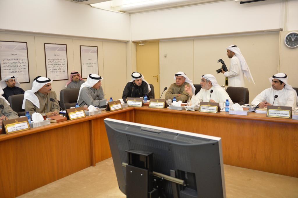 “الميزانيات” البرلمانية: 94 % من مصروفات #التربية تتعلق بالباب الأول