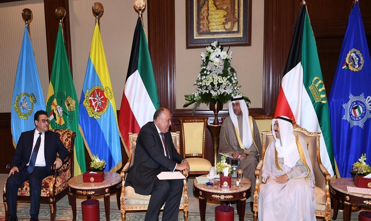 صاحب السمو أمير البلاد يتلقى رسالة من الرئيس المصري