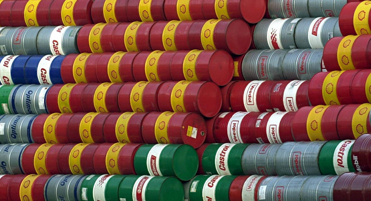 النفط يلتقط أنفاسه عالميًا بعد كبوة الـ 5 %