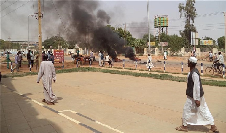 السودان: تجدد الاحتجاجات في مدينة بورتسودان.. والشرطة تتصدى