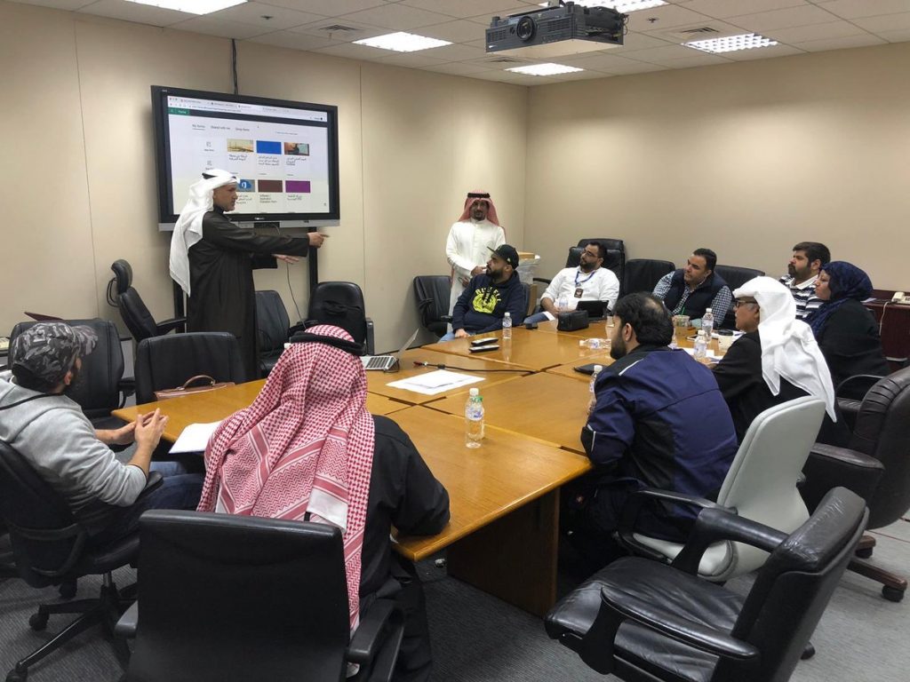 اجتماعات “الكهرباء” عن طريق VIDEO CONFERENCING..قريباً