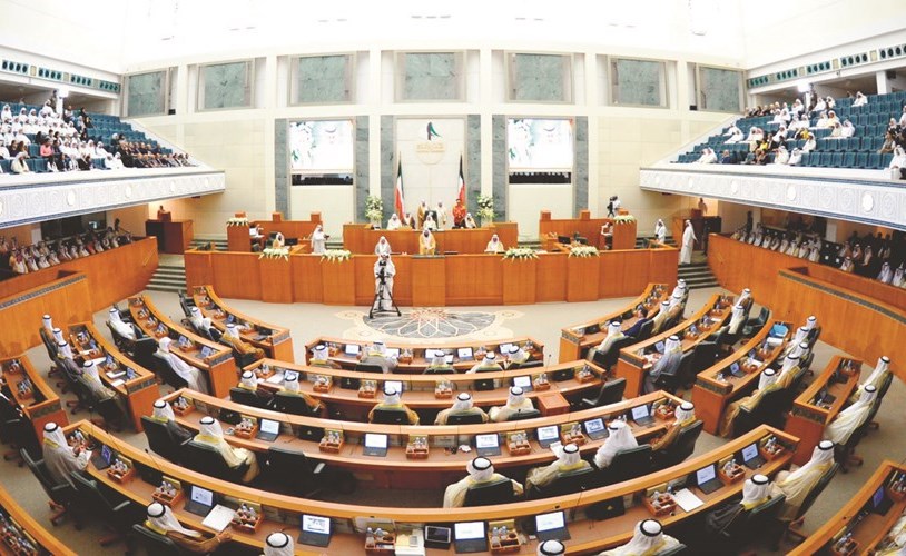 13 نائباً: نحترم القضاء.. وإسقاط العضوية حق البرلمان