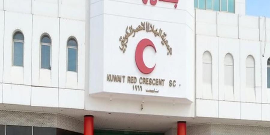 الهلال الأحمر: قافلة عاجلة لإغاثة النازحين من المحافظات اليمنية