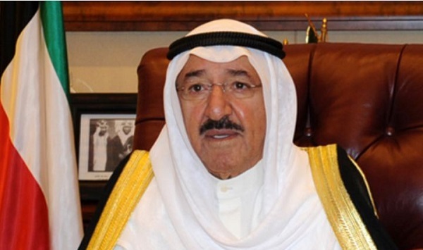 سمو الأمير يعزي الرئيس الافغاني بضحايا التفجير الذي استهدف قاعدة عسكرية