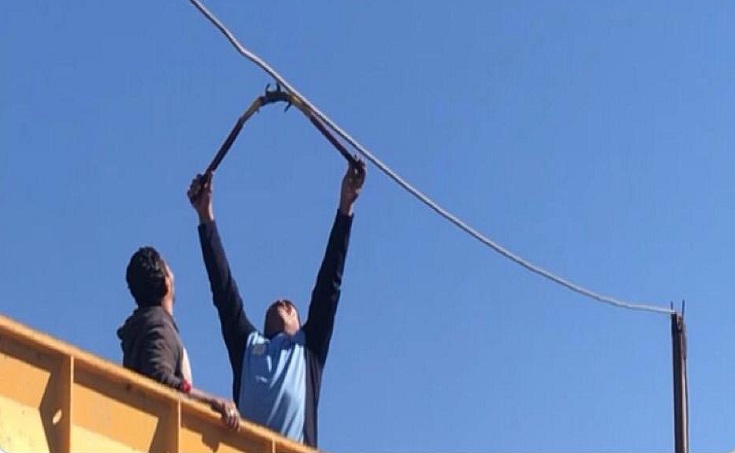 صورة | إزالة أكبر تعدٍ على الكهرباء في الجهراء