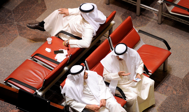 البورصة تنهي شهر فبراير على تراجع