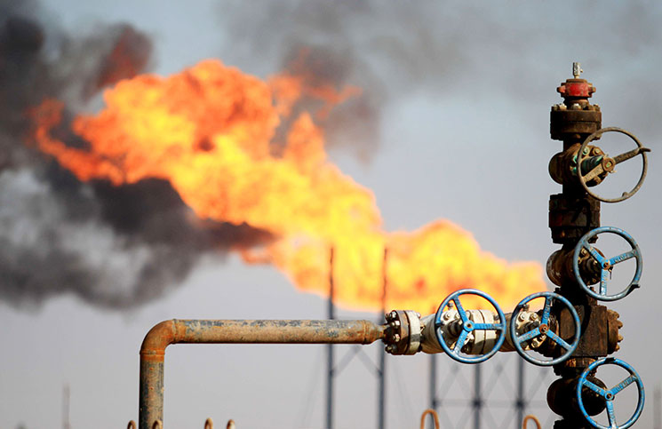 السعودية ترفع سعر بيع الخام العربي الخفيف لآسيا فى أبريل