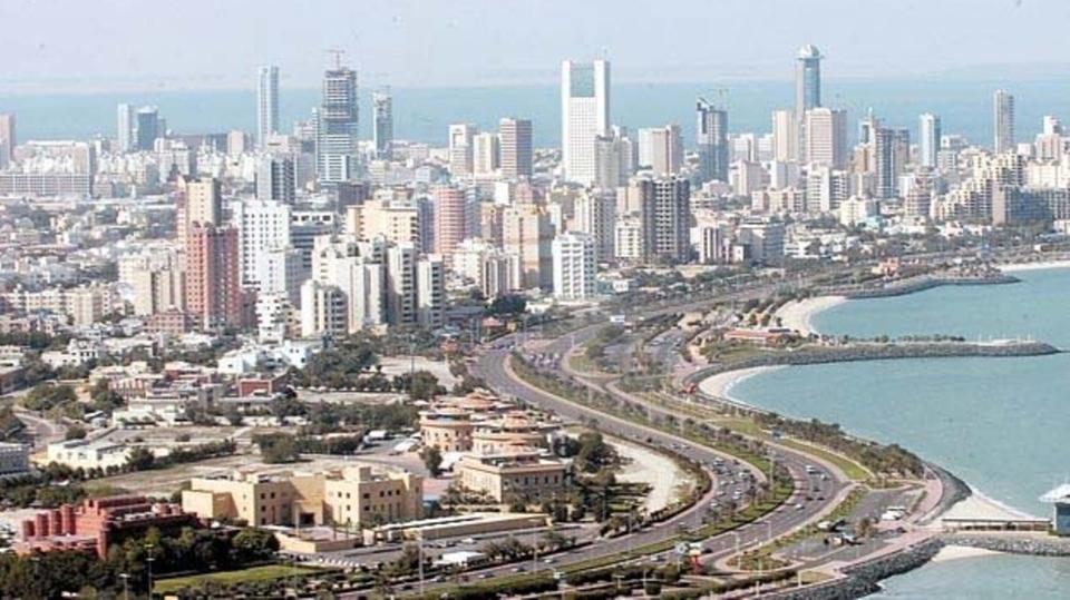 الحكومة ترفض “زيادة الإجازة السنوية” للعاملين في القطاع الخاص