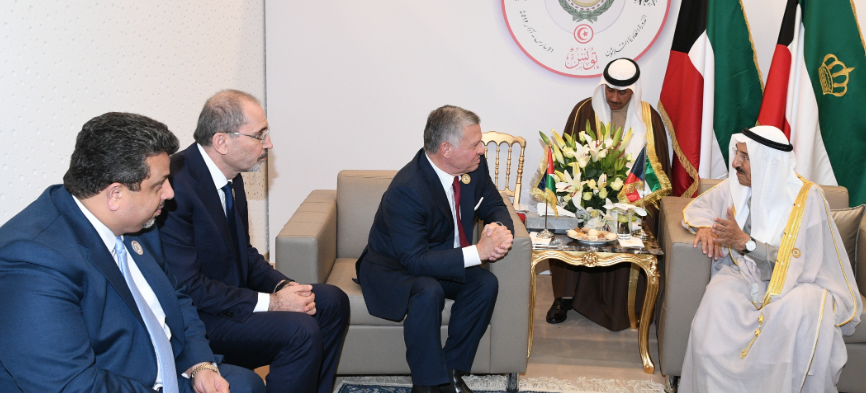 سمو الأمير يستقبل العاهل الأردني