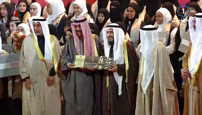 9d944954-7827-4c52-ac13-2cca90a0f4ea