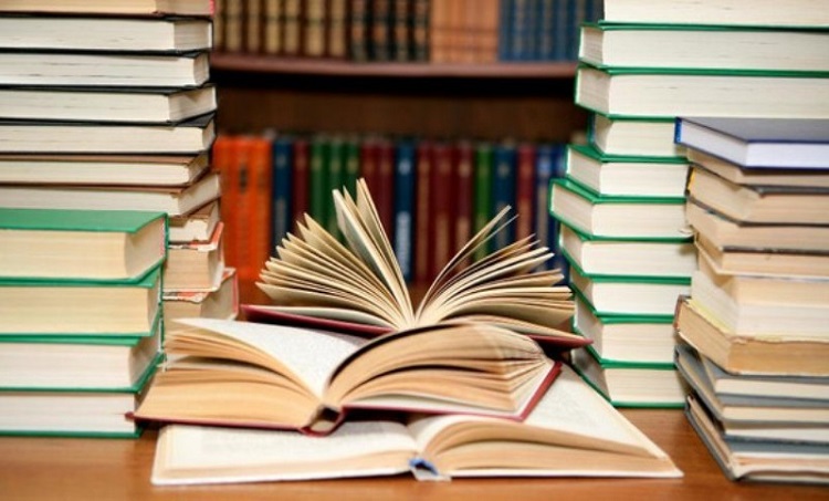 الكتب معفاة من الرسوم الجمركية