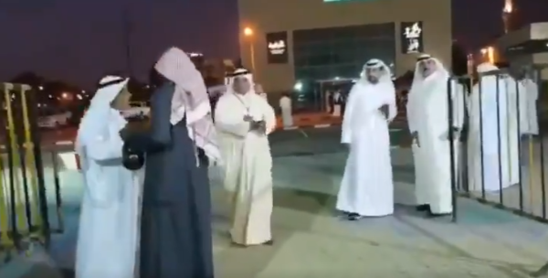 فيديو| توافد الناخبين حالياً للادلاء بأصواتهم في #الانتخابات_التكميلية