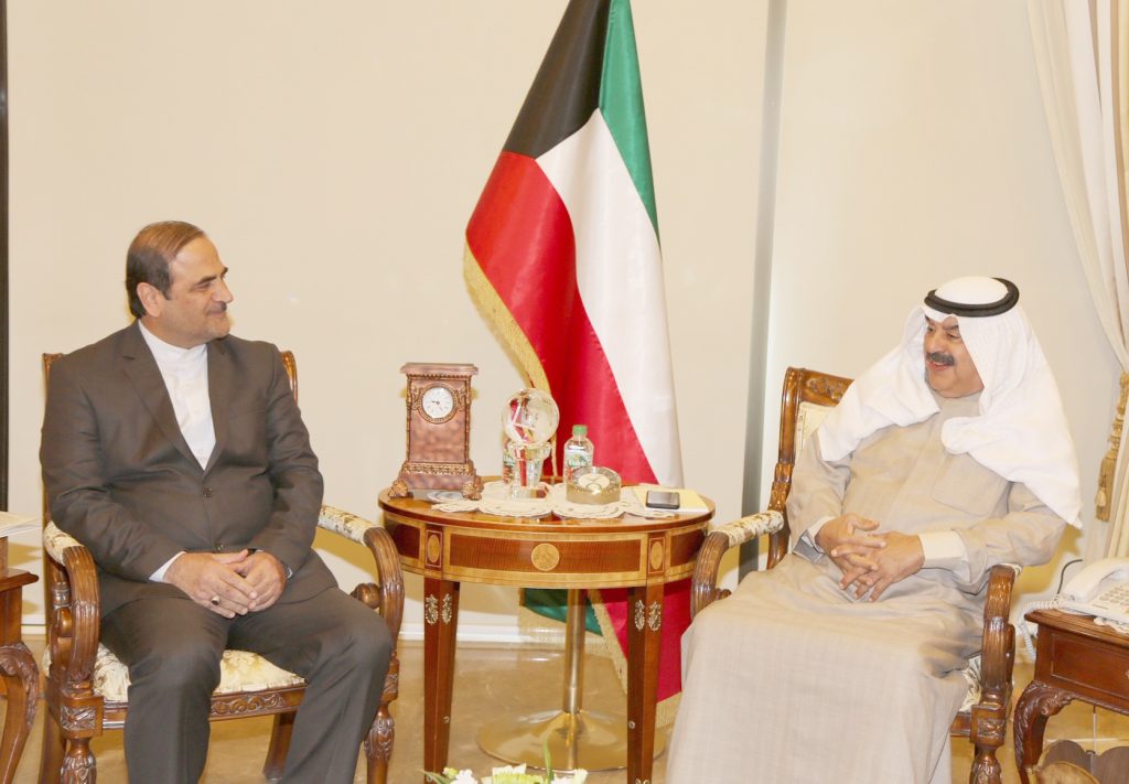 الجارالله بحث مع السفير الإيراني العلاقات الثنائية