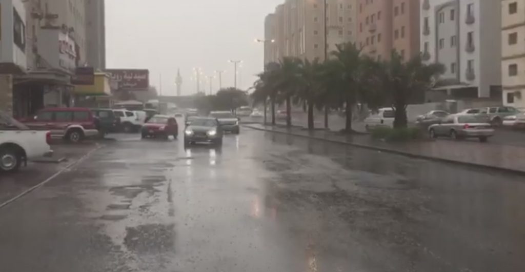 بالفيديو… أمطار رعدية شديدة تجتاح #خيطان #الارصاد_الجويه #صوت_المطر