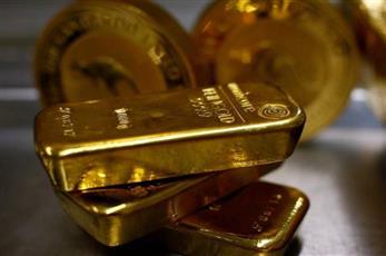 الذهب ينخفض صوب أدنى مستوى في 10 أسابيع