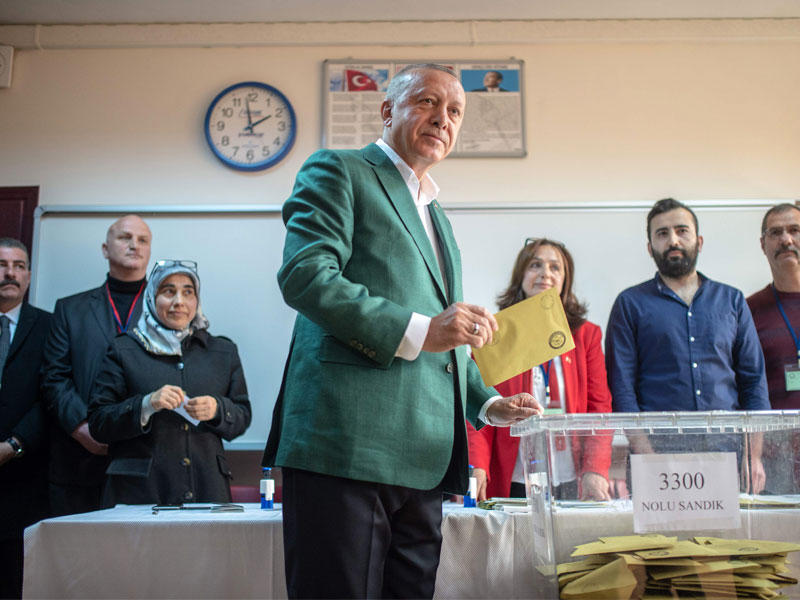 أنباء عن لجوء الحزب الحاكم بـ #تركيا للطعن على نتائج الانتخابات في اسطنبول