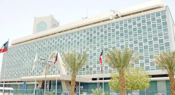 البلدي يوافق استغلال الأراضي الفضاء مواقفا مؤقتة للسیارات