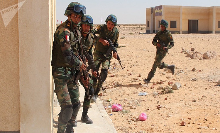 الجيش المصري يعلن القضاء على 47 مسلحًا شمالي ووسط سيناء
