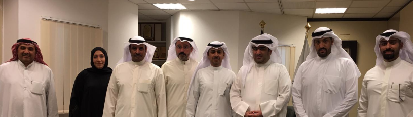 العاملون بالهيئة العامة للصناعة يطالبون بتأمين صحي