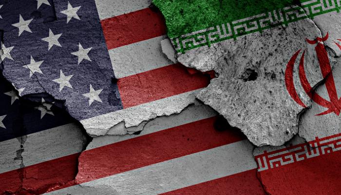 وزير الخارجية الإيراني يهدد دول المنطقة: لن تكونوا في مأمن