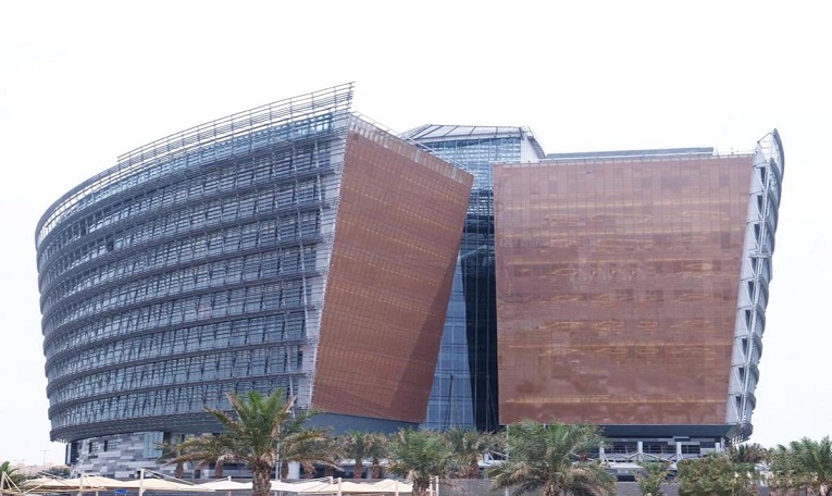 التربية تؤجل إنهاء خدمات 400 وافد