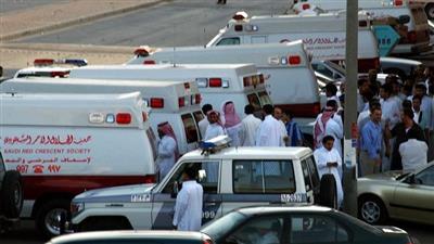إصابة 20 معتمرًا بانقلاب حافلة في السعودية
