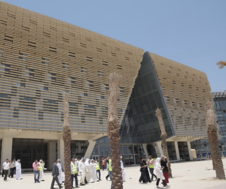 استلام ابتدائي جزئي لمبنى طالبات كلية الآداب بجامعة الشدادية