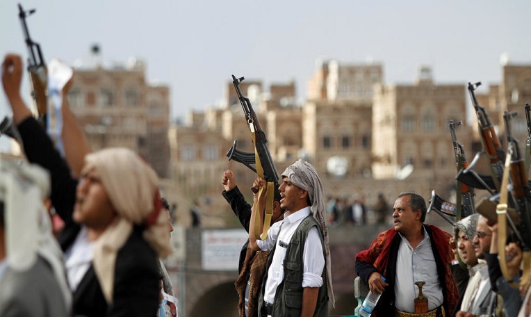 الحوثيون يهددون مصر والسودان ودول الخليج بإطلاق الصواريخ