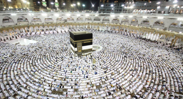 الدفعة الأولى من بعثة “الحج” تغادر.. 26 الجاري