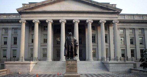 الحكومة الأمريكية تسجل 8 مليارات دولار عجزا في الموازنة في يونيو