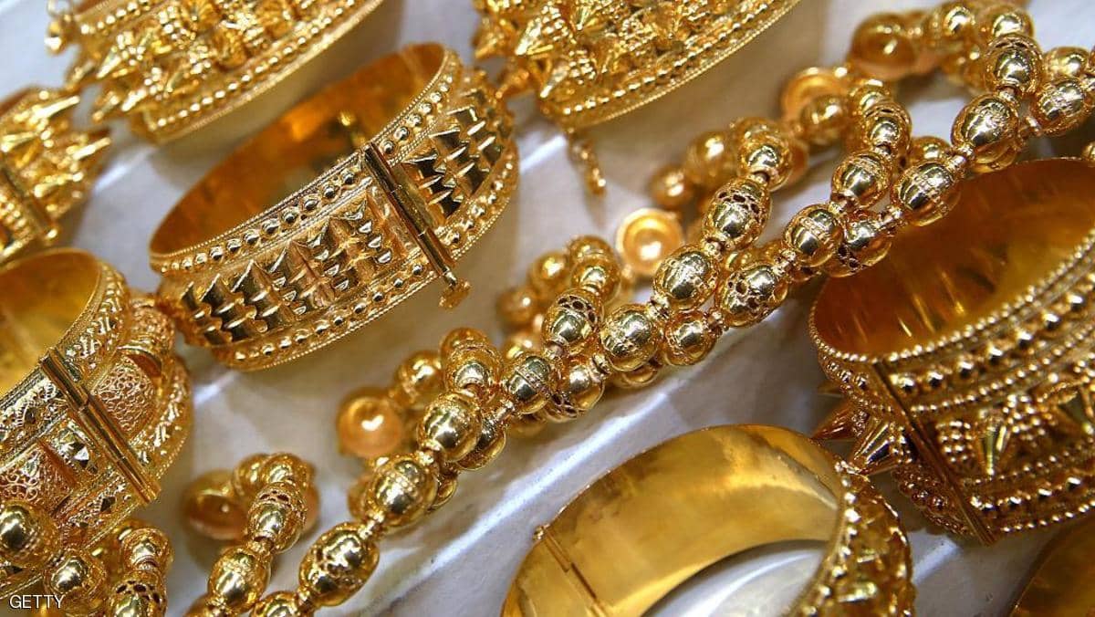 الذهب إلى “أفضل شهر” في 3 سنوات