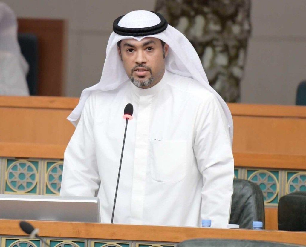 عمر الطبطبائي: الخارجية رحيمة بمن يتطاول على #الكويت شديدة العقاب على من يدافع عنها من أبناء البلد