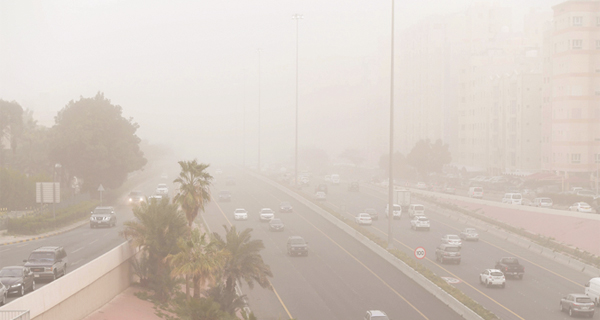 رياح مثيرة للغبار اليوم وغدا