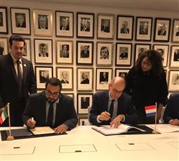 الكويت وهولندا توقعان اتفاقية النقل الجوي في مدينة لاهاي