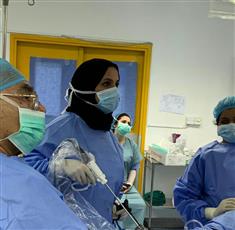 بمشاركة هندية.. مستشفى «العدان» يجري 25 عملية مناظير دقيقة