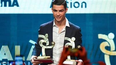 رونالدو يتجاهل حفل «الكرة الذهبية».. ويحصد جائزتين جديدتين