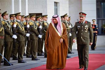 السفير الديحاني يقدم أوراق اعتماده للرئيس الفلسطيني