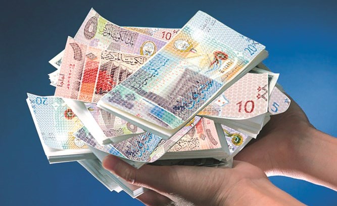 «فيتش»: استقالة الحكومة قد تعرقل إصدارات الديون والإصلاحات في الكويت