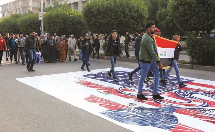 تعثر تشكيل الحكومة العراقية.. والمحتجون: لا سياسيين ولا حزبيين