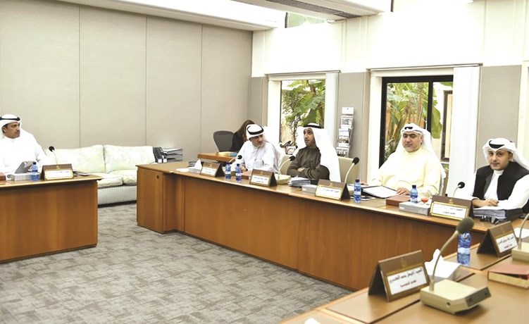 «التشريعية»: المساواة بين المواطنين العاملين في الدولة