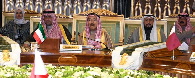 سمو الأمير: بالأمس التقى شبابنا في مهرجان رياضي وفر له الأشقاء في قطر كل أسباب النجاح.. ولقاؤنا اليوم يعكس حرصنا على وحدة الموقف #القمة_الخليجية_40